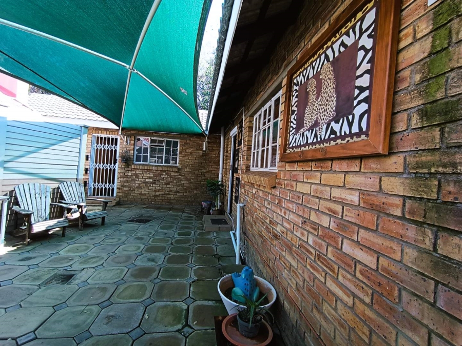 3 Bedroom Property for Sale in Pellissier Free State